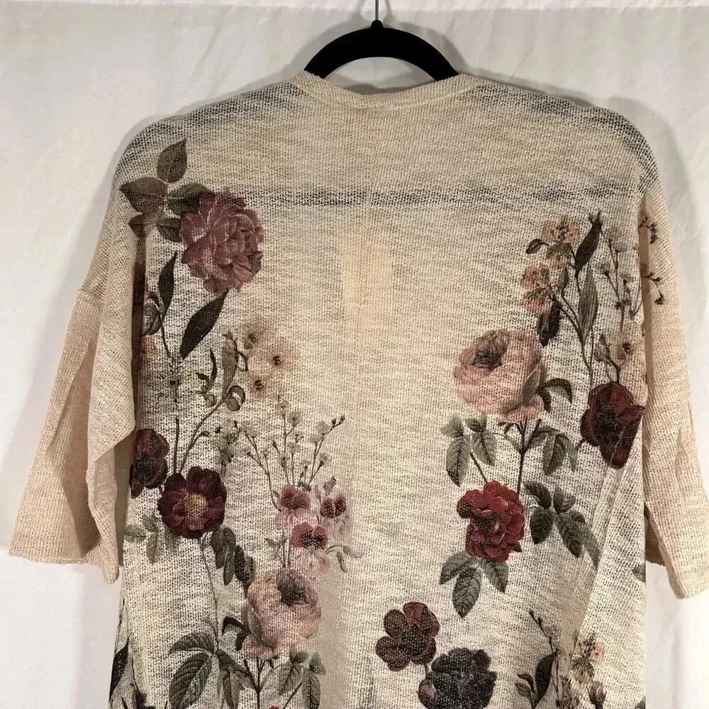 New Live in the Moment Cardigan Women's Small Beige Open Knit Short Sleeve